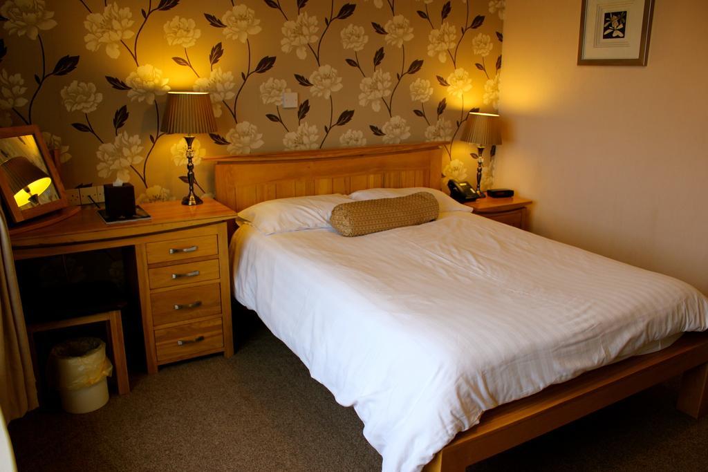 Broadway House Bed & Breakfast Laugharne Oda fotoğraf