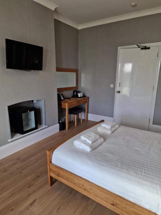 Broadway House Bed & Breakfast Laugharne Dış mekan fotoğraf